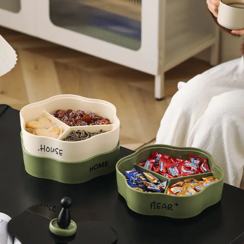 Cozythy™ Snack Storage – Rotating Snack Tray